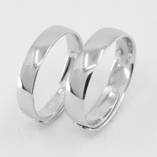 將圖片載入圖庫檢視器 One Pair of Platinum Plain Wedding Band Rings 11.9 Grams Size Adjustable
