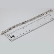Load image into Gallery viewer, 14K Solid White Gold Woman Fancy Design Bracelet 7&quot; 12.1 Grams
