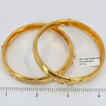 將圖片載入圖庫檢視器 One Pair Of 24K Solid Yellow Gold Wedding Dragon Phoenix Bangles 31.5 Grams
