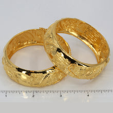 將圖片載入圖庫檢視器 One Pair Of 24K Solid Yellow Gold Wedding Dragon Phoenix Bangles 58.9 Grams
