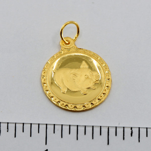 24K Solid Yellow Gold Round Zodiac Pig Hollow Pendant 0.9 Grams