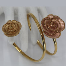 Load image into Gallery viewer, 18K Solid Yellow Rose Gold Woman Fashion Flower Design Soft Bangle 21.4 Grams
