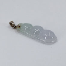 Load image into Gallery viewer, 18K Solid White Gold Bean Pea Jade Pendant 4.0 Grams

