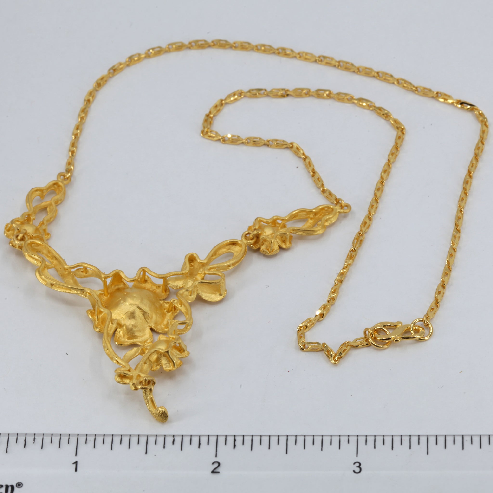 24K Solid Yellow Gold Wedding Flower Chain 18.4 Grams