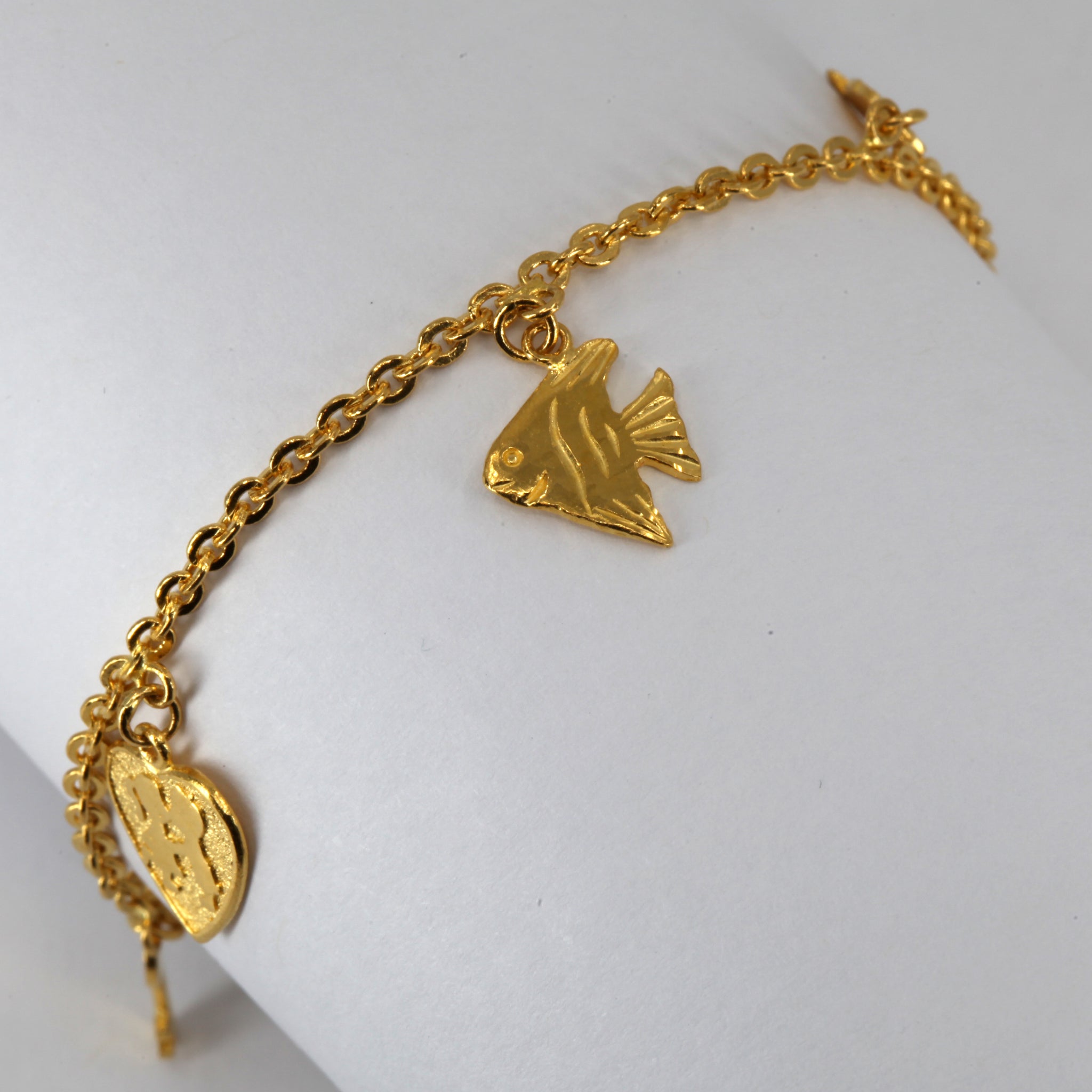 Bear with Honeypot Charm Bracelet in 24K Gold 513585  Beladora