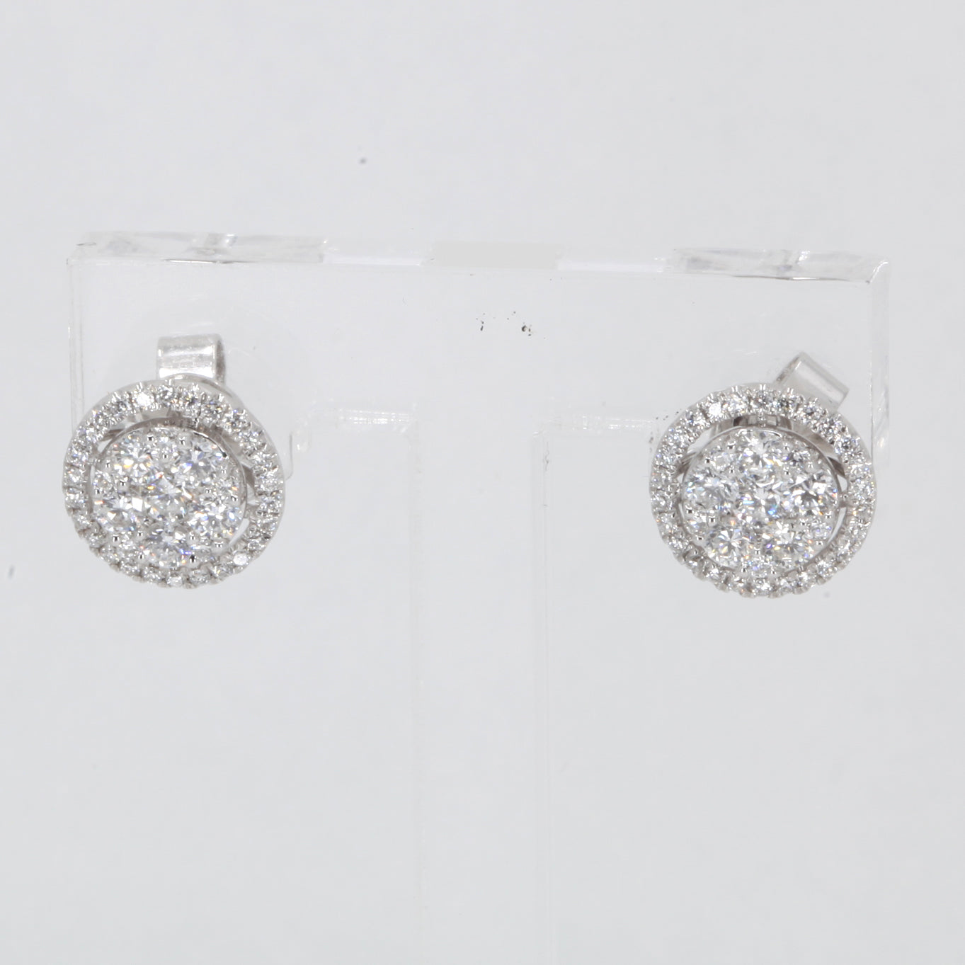 18K Solid White Gold Diamond Stud Earrings D0.88 CT