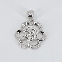 Load image into Gallery viewer, Platinum Flower Pendant 2.3 Grams
