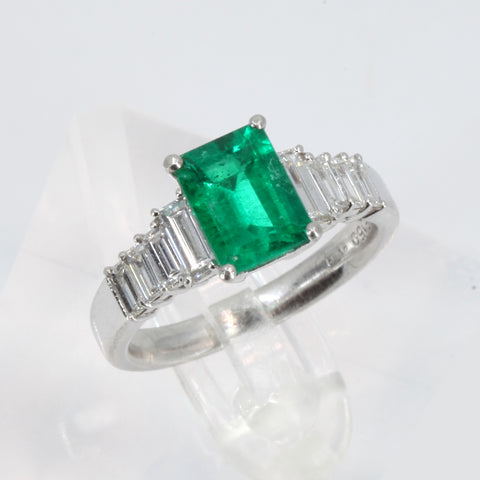Platinum Women Diamond Emerald Ring E1.50CT