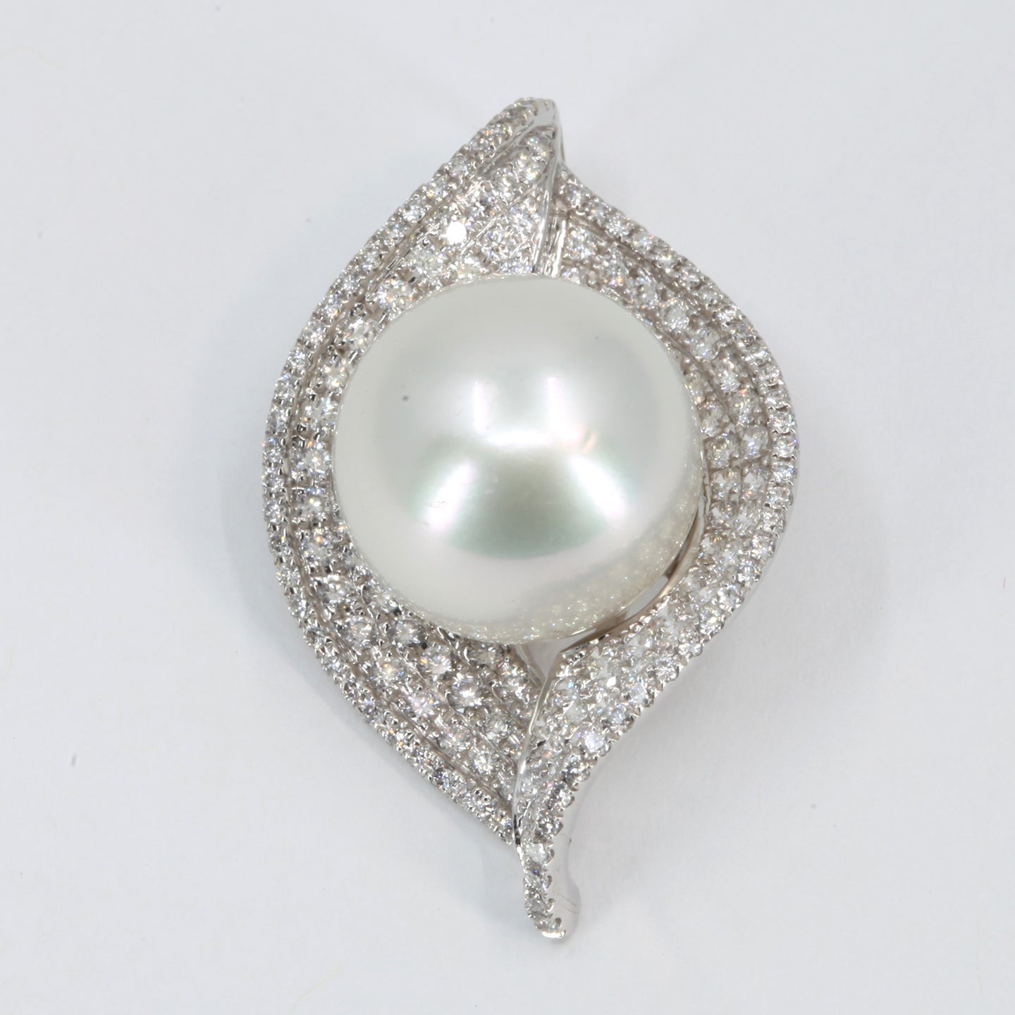 18K White Gold Diamond South Sea White Pearl Pendant D1.88 CT