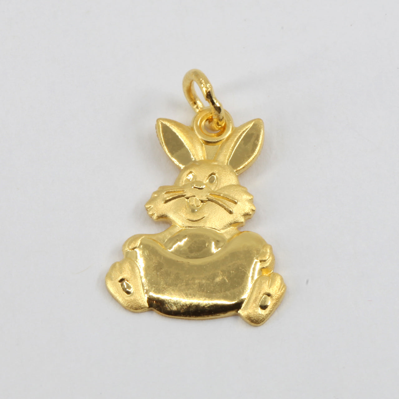 24K Solid Yellow Gold Zodiac Rabbit Holding Gold Pendant 3.1 Grams
