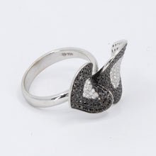 Load image into Gallery viewer, 18K White Gold Diamond Women Ring D1.68CT
