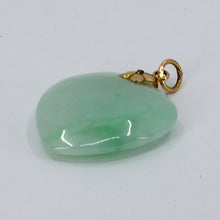 Load image into Gallery viewer, 14K Solid Yellow Gold Green Jade Heart Pendant 6.0 Grams
