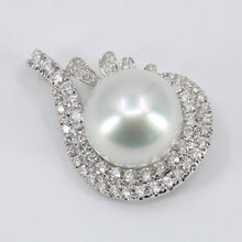 Load image into Gallery viewer, 18K White Gold Diamond South Sea White Pearl Pendant D1.50 CT

