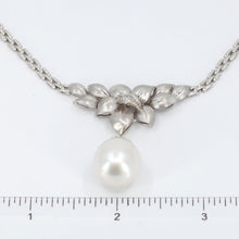 將圖片載入圖庫檢視器 18K White Gold Diamond South Sea White Pearl Necklace D0.60CT
