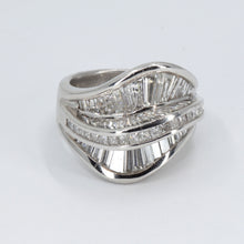 將圖片載入圖庫檢視器 Platinum Women Diamond Ring D5.35CT
