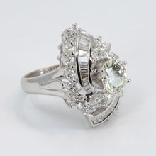 Load image into Gallery viewer, 18K White Gold Women Diamond Ring CD2.03CT
