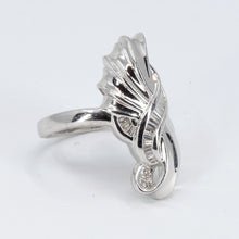 Load image into Gallery viewer, 14K White Gold Women Diamond Ring D0.72 CT
