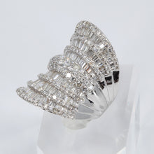 Load image into Gallery viewer, 18K White Gold Women Diamond Cocktail Ring D5.14 CT
