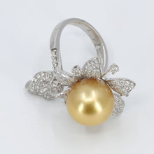 Load image into Gallery viewer, 18K White Gold Diamond South Sea Gold Pearl Ring D1.46 CT
