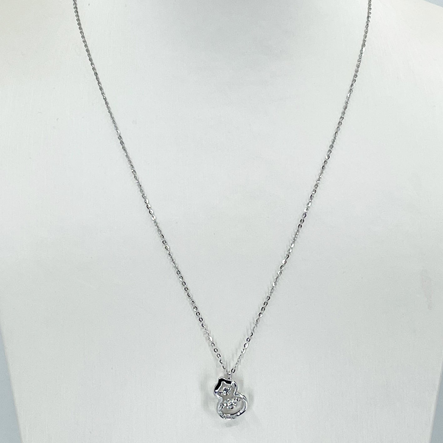 18K Solid White Gold Round Link Chain Necklace with Diamond Gourd Pendant 16