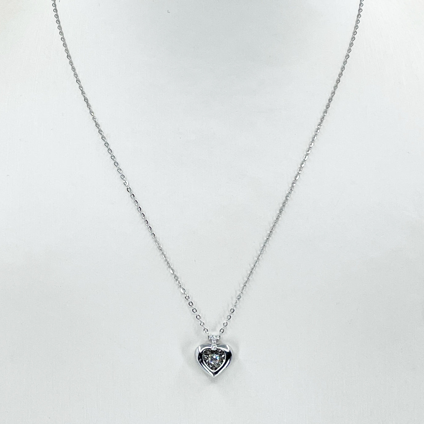 18K Solid White Gold Round Link Chain Necklace with Diamond Heart Pendant 16