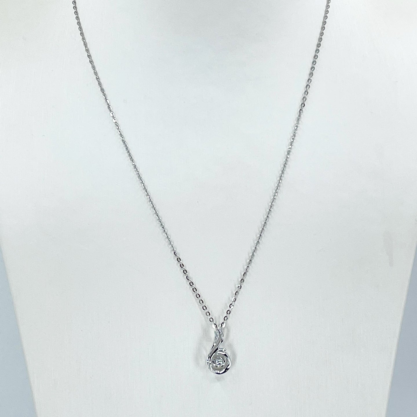 18K Solid White Gold Round Link Chain Necklace with Diamond Pendant 17