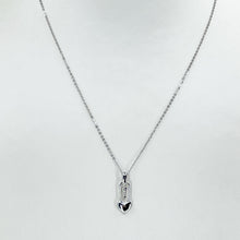 將圖片載入圖庫檢視器 18K Solid White Gold Round Link Chain Necklace with Key Heart Lock Pendant 16&quot; 2.7 Grams

