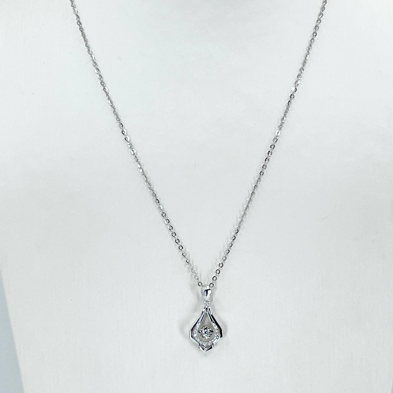 18K Solid White Gold Round Link Chain Necklace with Diamond Pendant 18" D0.035 CT