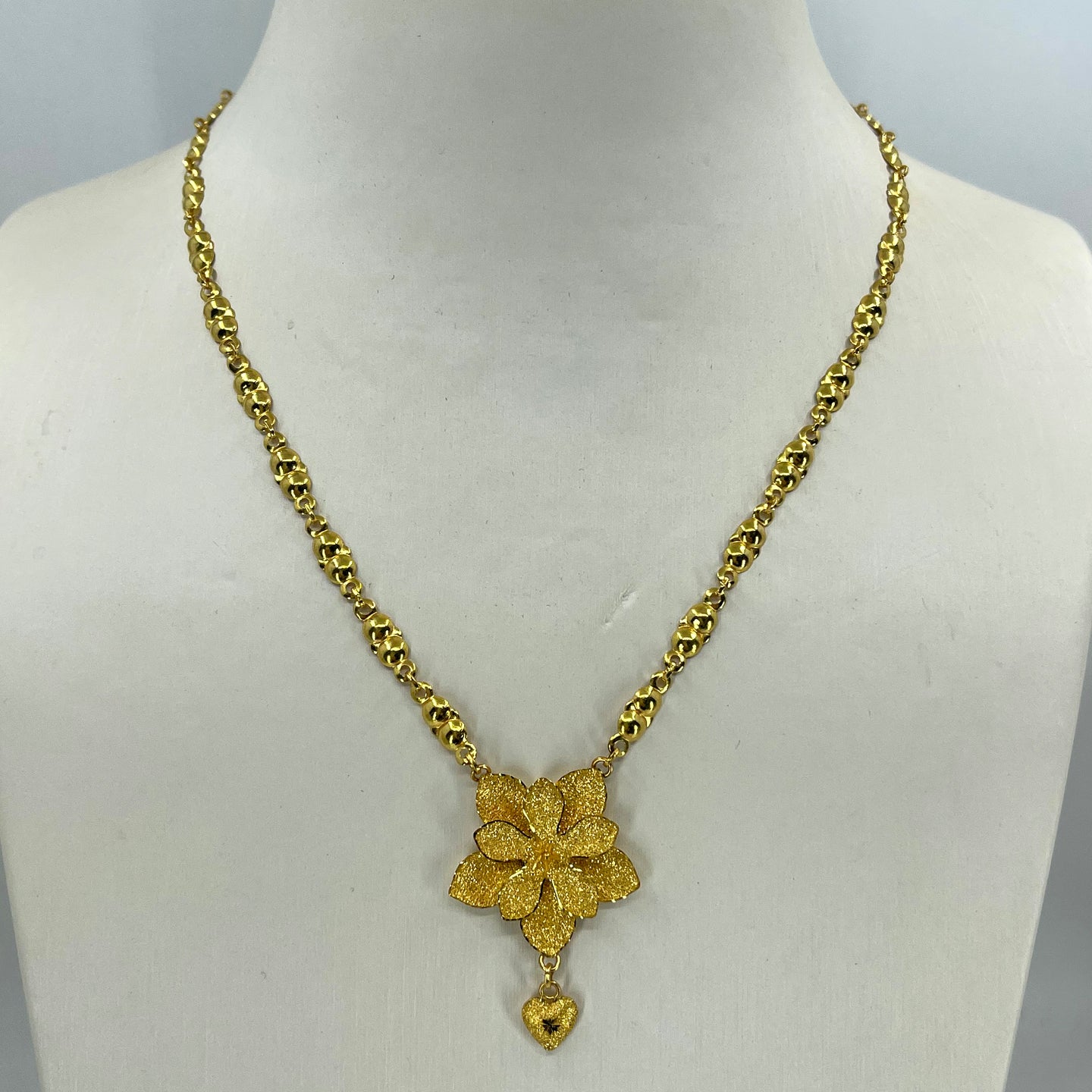 24K Solid Yellow Gold Wedding Single Flower Chain Necklace 8.5 Grams 16.5